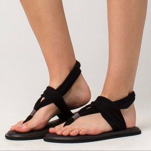 Sanuk Yoga Sling Black Sandal Flip Flops